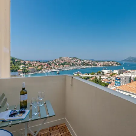 Marina Sea View Appartement *